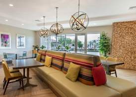Home2 Suites By Hilton Redlands 4