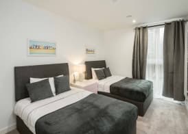 Stunning 3-bed Apartment in London 2