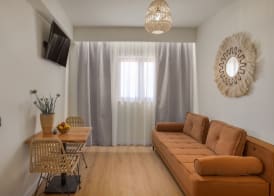 Driades Apartments by Estia 4
