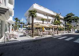 Hotel Giovanella 2