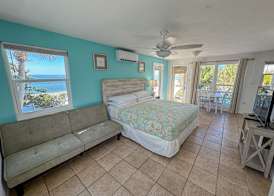 Pearl Beach Inn 2