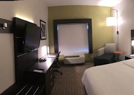 Holiday Inn Express & Suites DECATUR by IHG 4