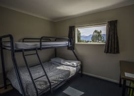 Fiordland Great Views Holiday Park 3