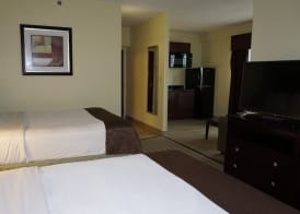 Best Western Airport Inn & Suites Cleveland 5