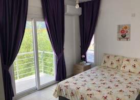 Three Bedroom Apt, Central Location, spacious 3