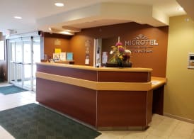Microtel Inn & Suites by Wyndham Dover New Hampshire 3