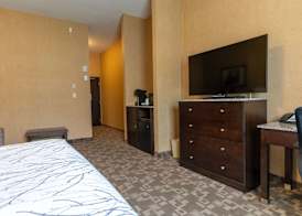 Best Western Plus South Edmonton Inn & Suites 4