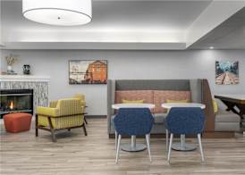 Hampton Inn Altoona 4