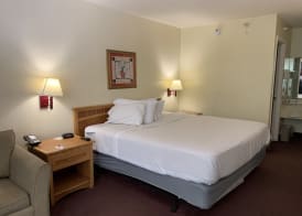 Americas Best Value Inn & Suites Melbourne 5