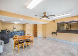 Rodeway Inn & Suites 2