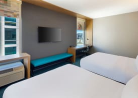 Aloft by Marriott Milwaukee Downtown 5