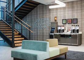 Hampton Inn & Suites Miami Wynwood Design District, FL 4