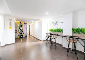 HOTEL LAX 2