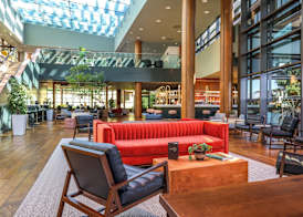 The Orchard Hotel & Restaurant 4