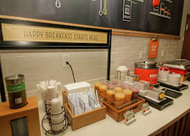 Hampton Inn Commerce Novi 5