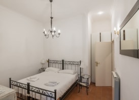 JOIVY Trevi Fountain's relais 2
