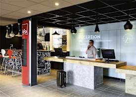 Ibis Roanne Le Coteau Hotel Restaurant 4