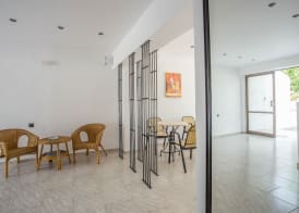Nikos BnB 4
