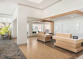 Hilton Garden Inn St. Charles 5