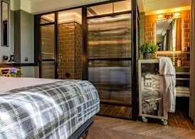 The Gyle - Kings Cross St Pancras, London 5