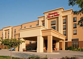 Hampton Inn & Suites Bloomington-Normal 2