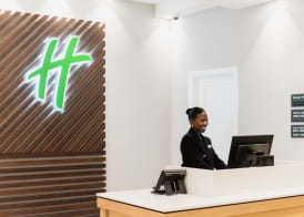 Holiday Inn NEWARK INTERNATIONAL AIRPORT by IHG 3