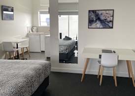 Coastal Motel 4