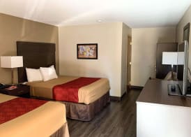 Econo Lodge Portland Downtown 4