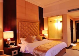 Yuexiu Hotel Guangzhou, Curio Collection by Hilton 4