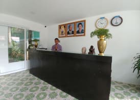 Central Night Hotel 4