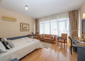 Grand Ons Hotel 3
