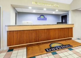 Days Inn by Wyndham Milan Sandusky South 2