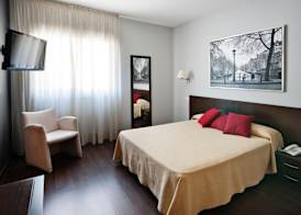 Hostal T4 5