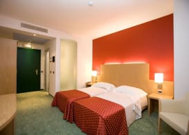 Hotel Senator 4