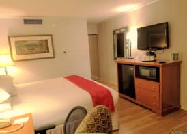 Ramada by Wyndham State College Hotel & Conference Center 5
