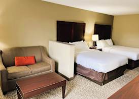 Days Inn & Suites by Wyndham Manheim Lebanon 5