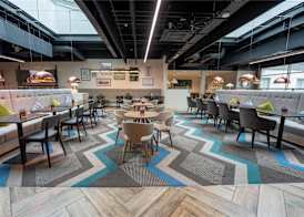 Hampton by Hilton Bristol Airport 4