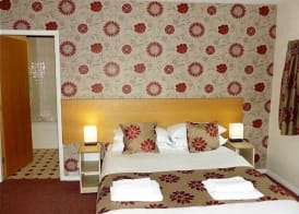 Ferns Farm Hotel & Palms Leisure Club 4