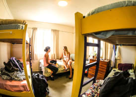 Centabay Lodge and Backpackers 3