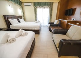 Riverside Garden Resort 4