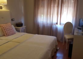 Hostal Carlos V 5