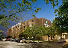 Embassy Suites by Hilton Philadelphia Airport 4