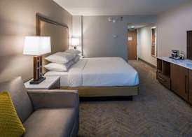 DoubleTree by Hilton Madison East 5