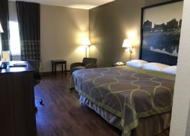 Super 8 by Wyndham Hernando 5