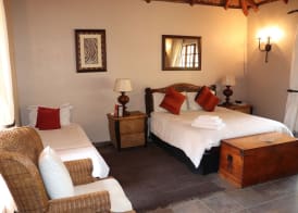 Khaya Africa Guesthouse 3