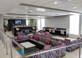 Best Western Plus Commerce Hotel 3