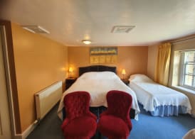 The Manor Farm Alderton 4