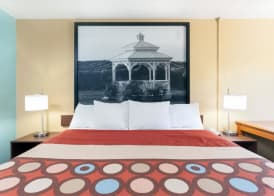Super 8 by Wyndham Bath Hammondsport Area 5