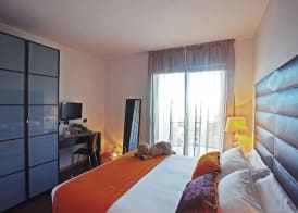 D-Place Hotel & Suite 5