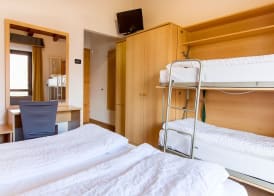 Hotel Derby 3